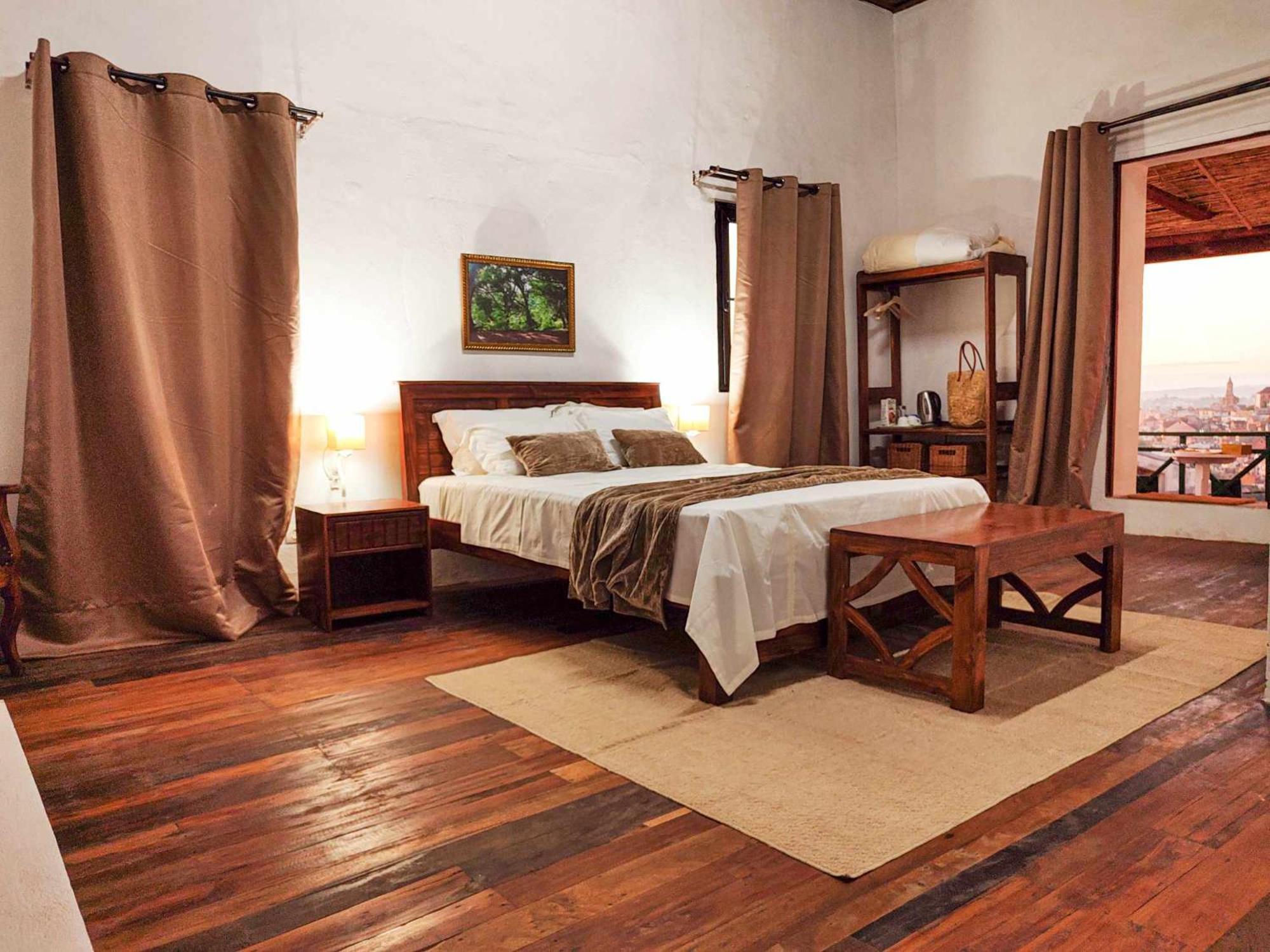 M'Serenity Guest House Antananarivo Buitenkant foto