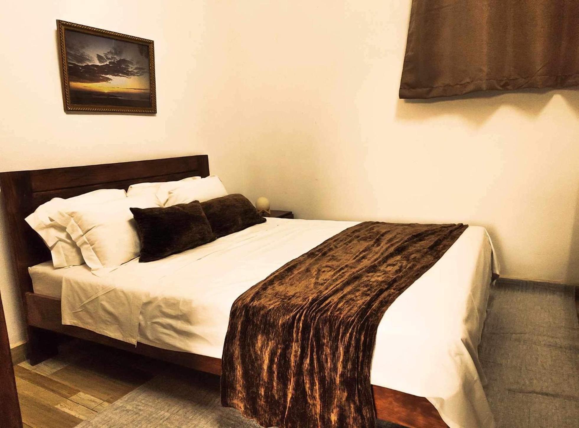 M'Serenity Guest House Antananarivo Buitenkant foto